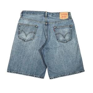 Y2K Levi’s 550 Relaxed Fit Denim Shorts Men’s W36 Light Wash Classic Red Tab